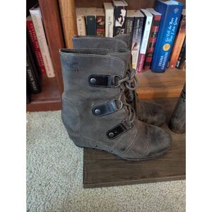 SOREL Joan Of Arctic Wedge Mid Calf Brown Leather Laced Booties Women's Size 8.5